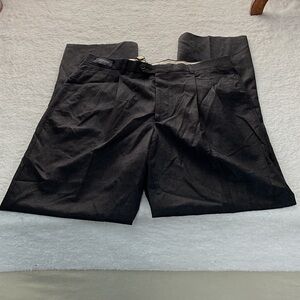 NWT Men’s charcoal colored Zignone Pleated Dress Pants
